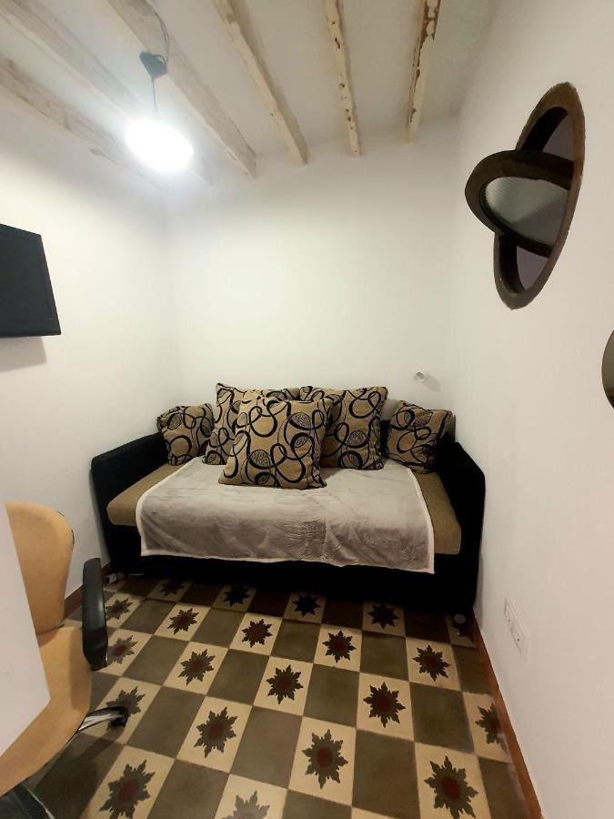 Viejo Hospedaje B&B アルメリア エクステリア 写真